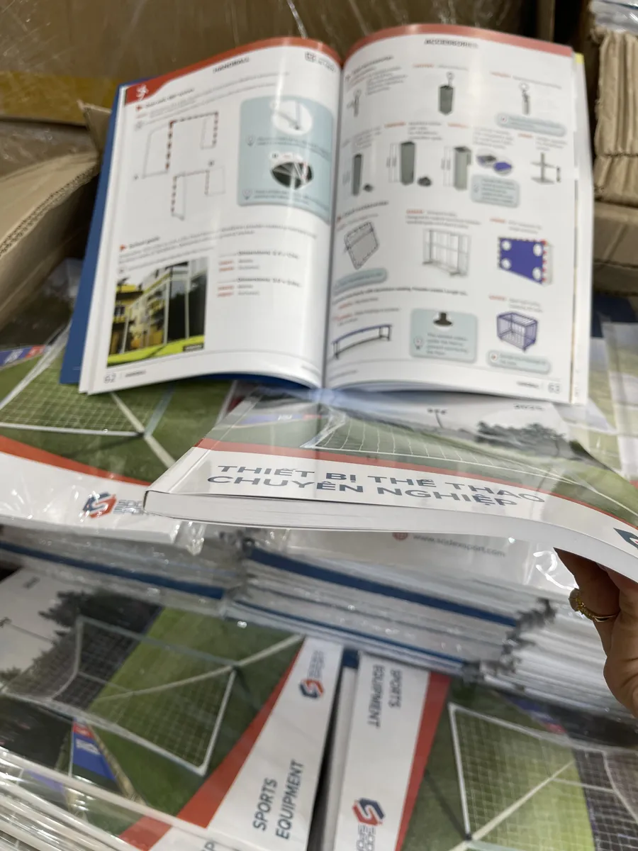 Trang ruột catalogue mở đôi, in tại xưởng In Đức Lộc
